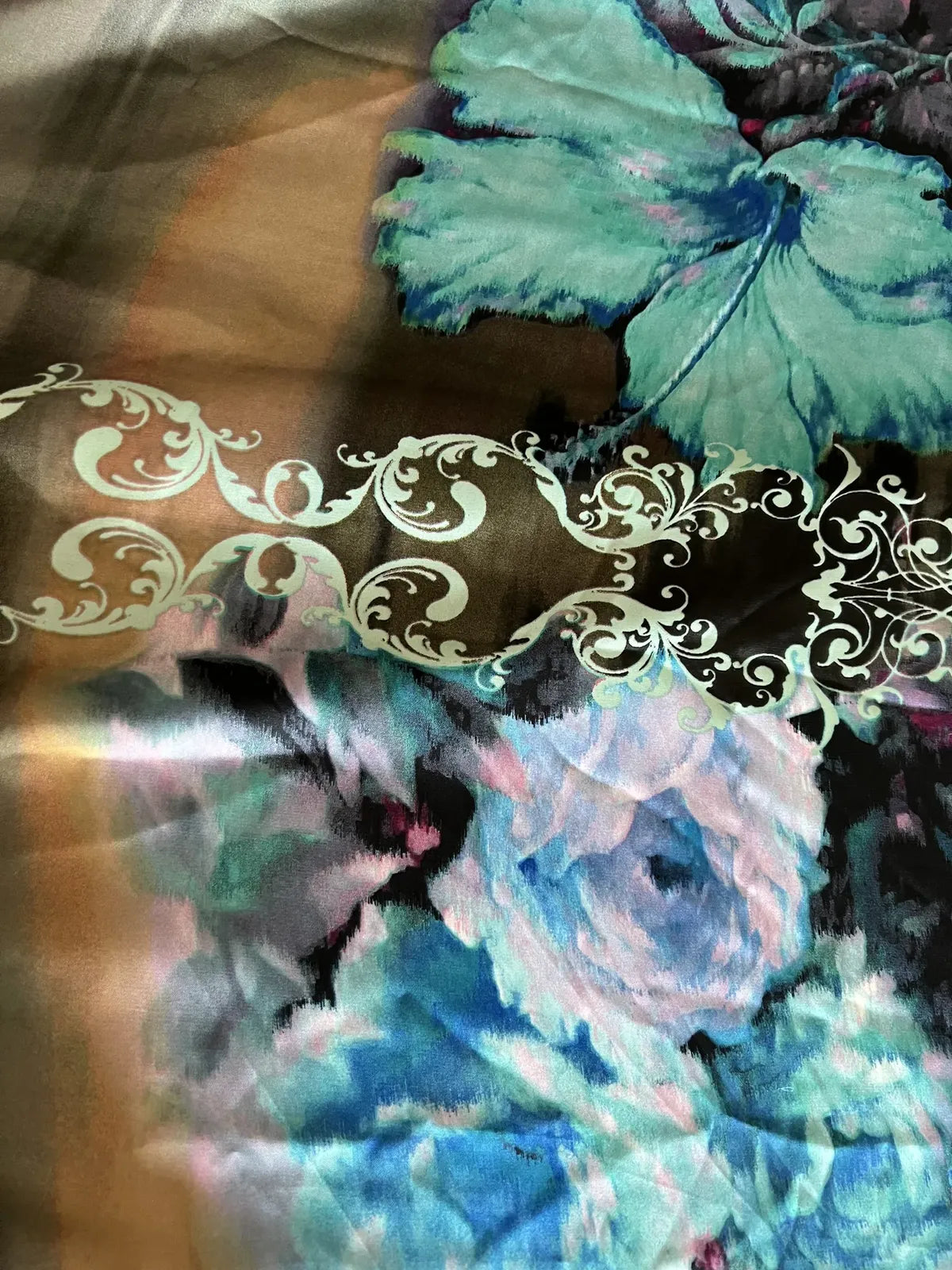 Poli-charmeuse Estampada Flores