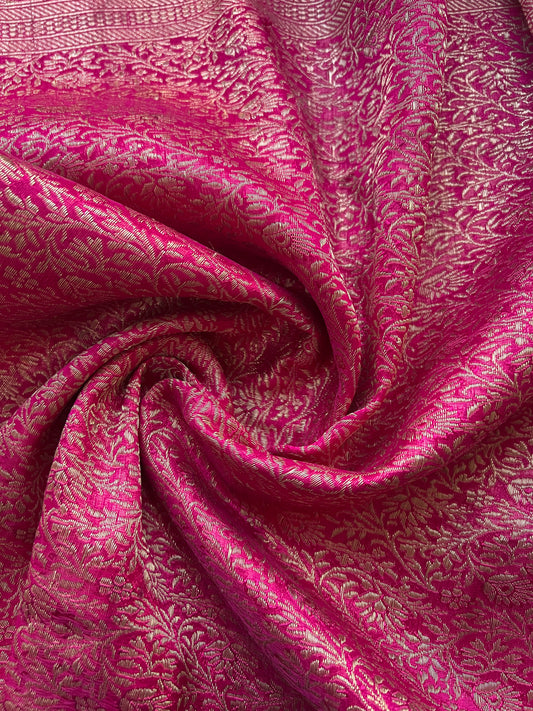 Brocado De Sari Vintage Fucsia