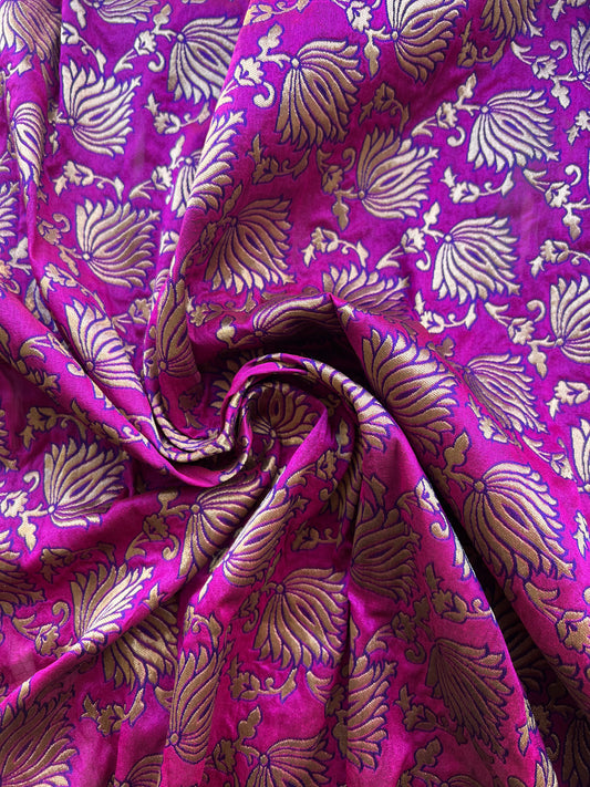 Brocado Floral Fucsia /Dorado