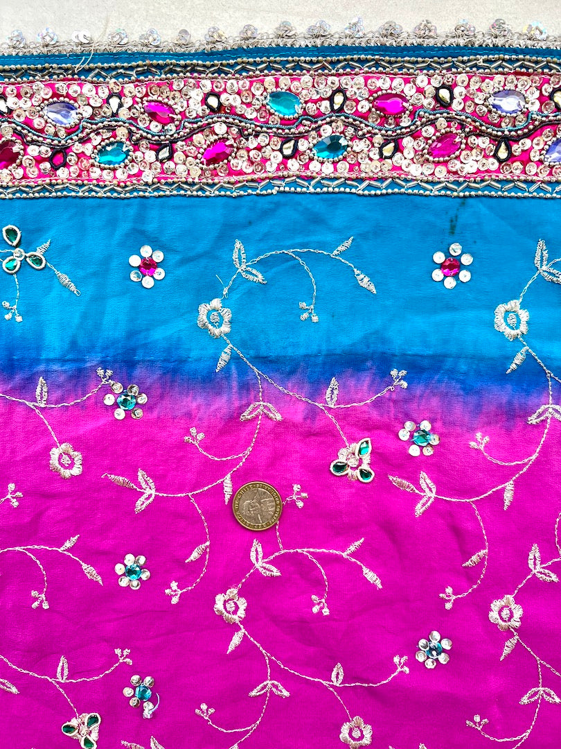 Corte Sari Indio Vintage Seda Pedrería Degradé Fucsia