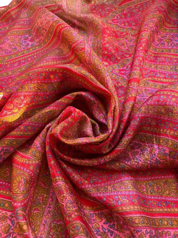Corte De Tela De Saris Indios Vintage Estampado Rojo